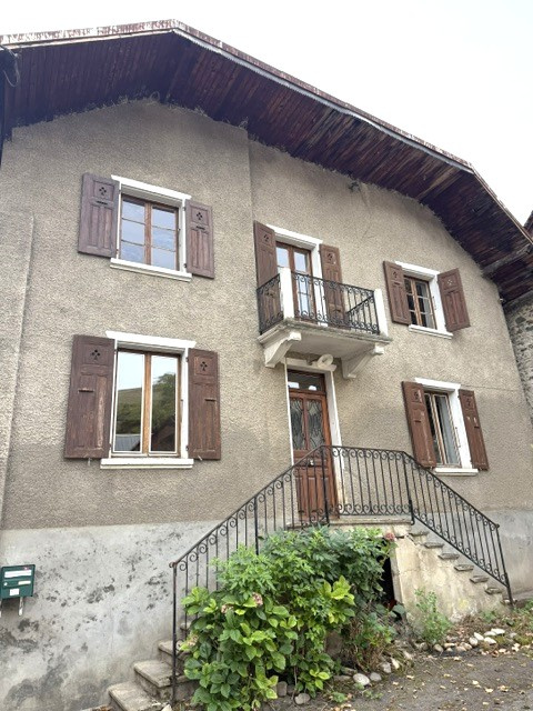 TENEMENT IMMOBILIER : MAISON T5 + BATIMENT